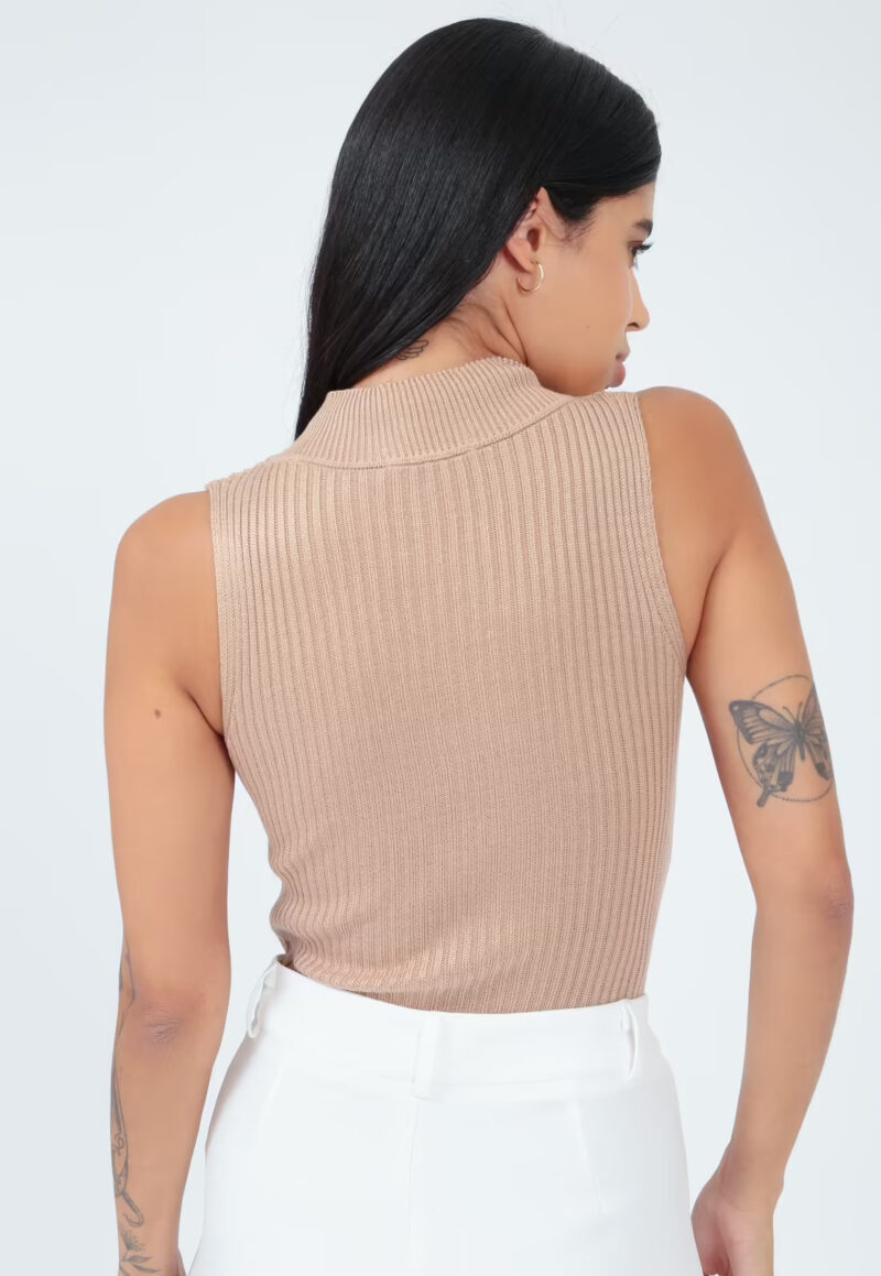BLUSA TRICOT SEM MANGA GOLA ALTA BASIC - Image 3